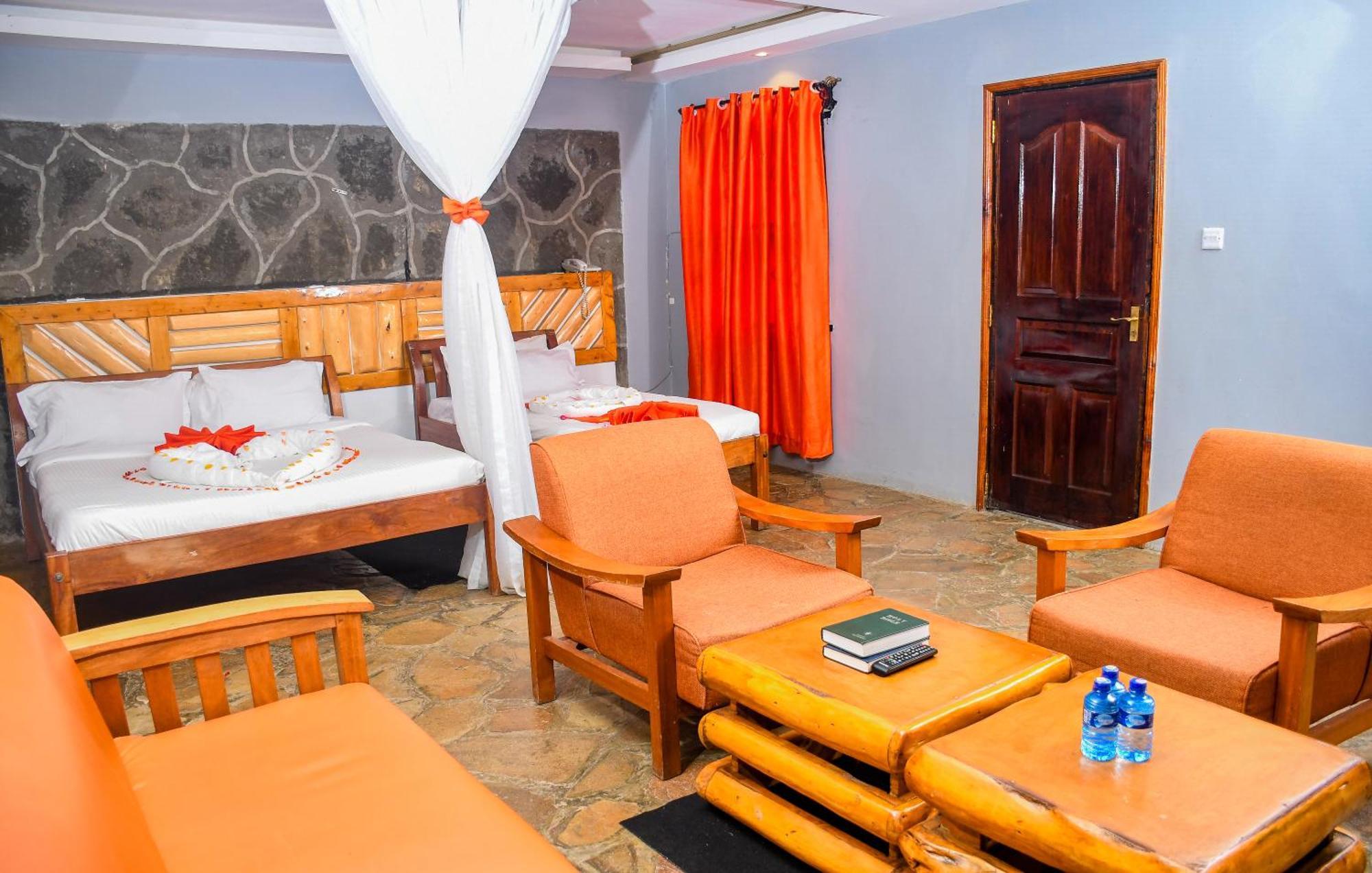 Naivasha Peppercorn Holiday Resort ภายนอก รูปภาพ