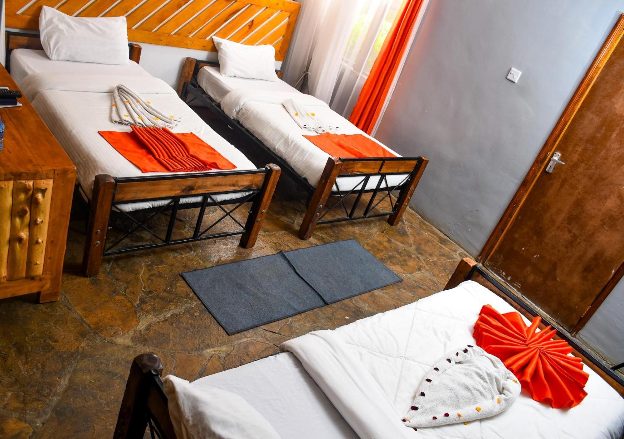 Naivasha Peppercorn Holiday Resort ภายนอก รูปภาพ