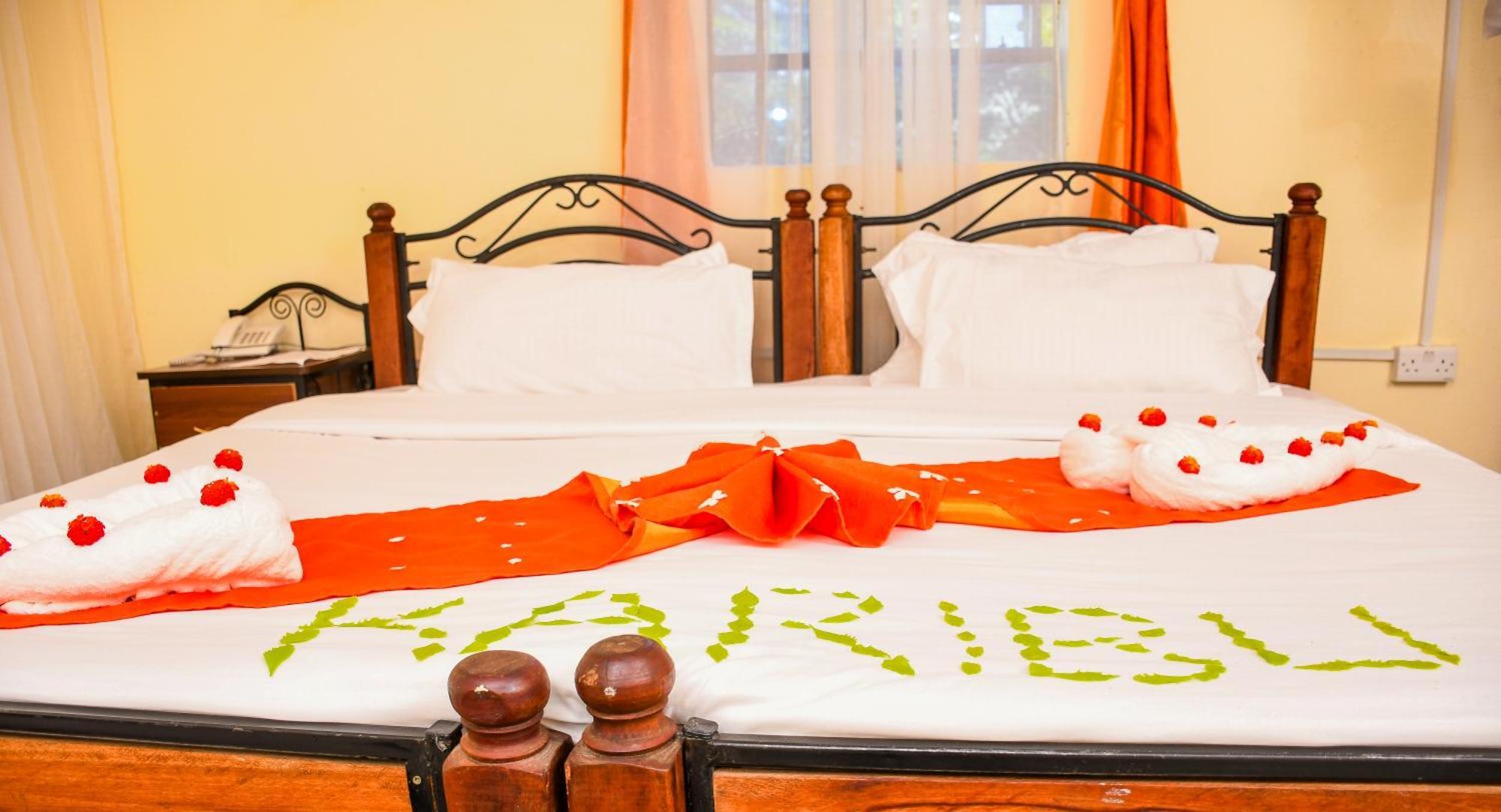 Naivasha Peppercorn Holiday Resort ภายนอก รูปภาพ